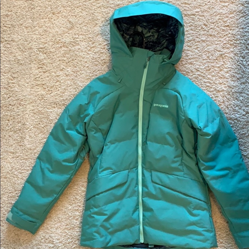 NWOT! BRAND NEW Patagonia Insulated Coat